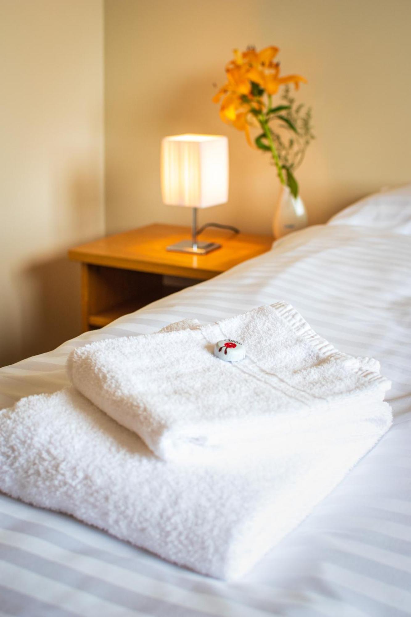 Hotel Laugar Laugar  Eksteriør bilde